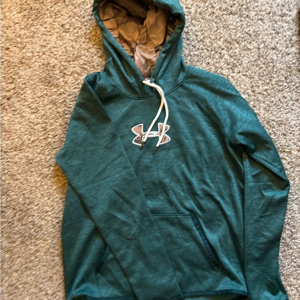Under Armour Teal/camo Pullover Hoodie